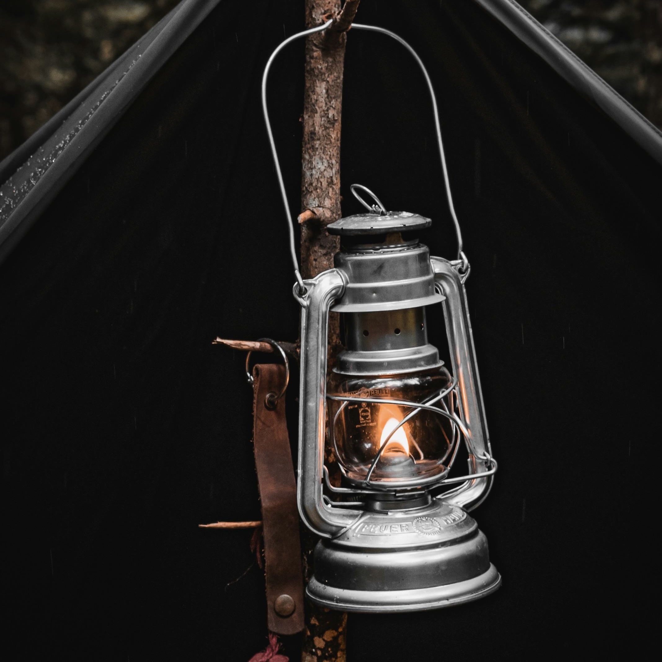 Taiga Gas Camping Lantern – Portable Outdoor Light for Hiking & Camping